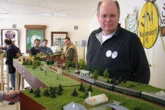 100-0077_IMG