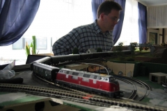 100-0074_IMG