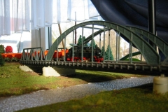 100-0087_IMG